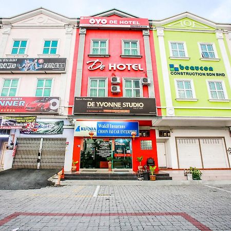 Oyo 89332 De Hotel Teluk Intan Exteriér fotografie