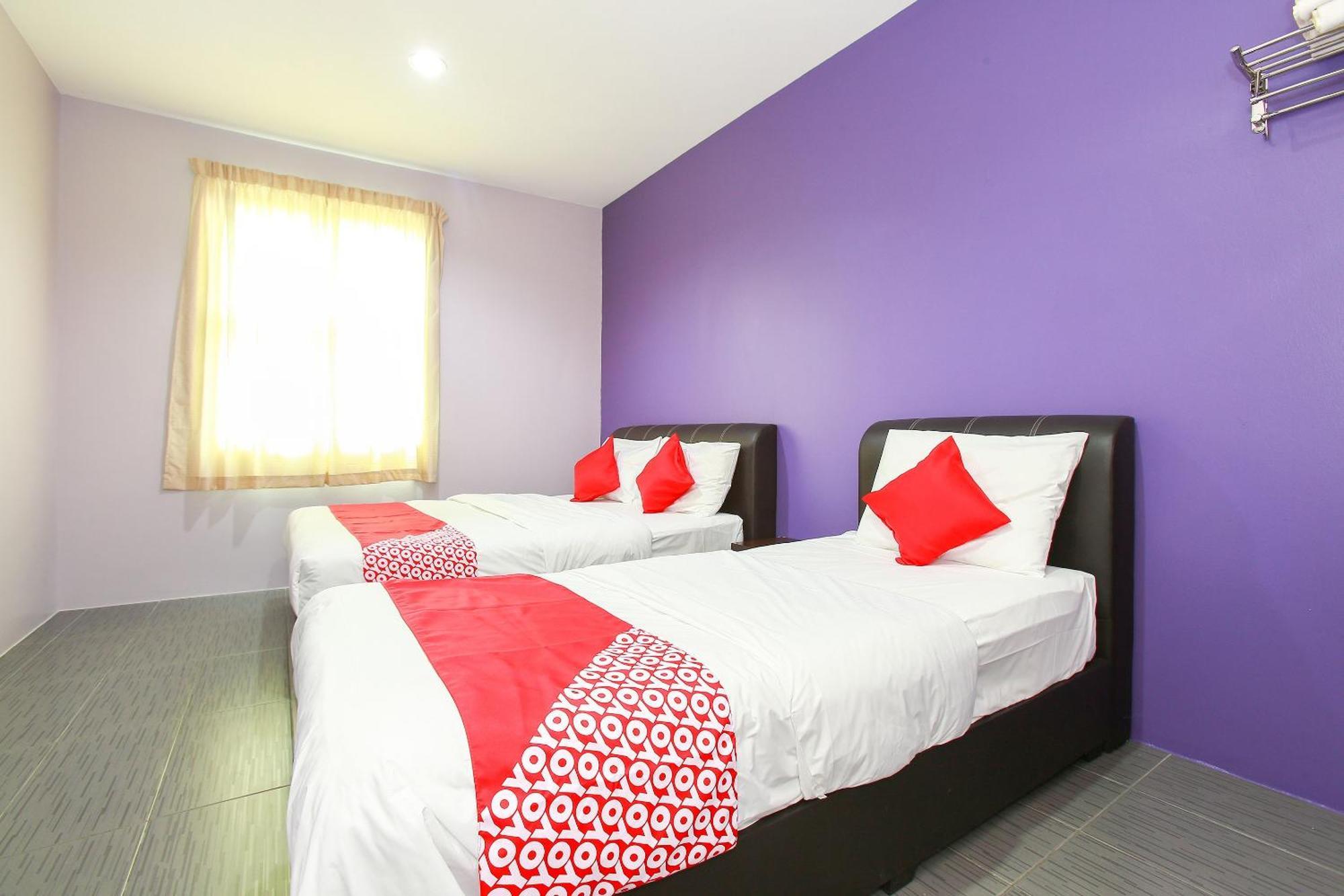 Oyo 89332 De Hotel Teluk Intan Exteriér fotografie