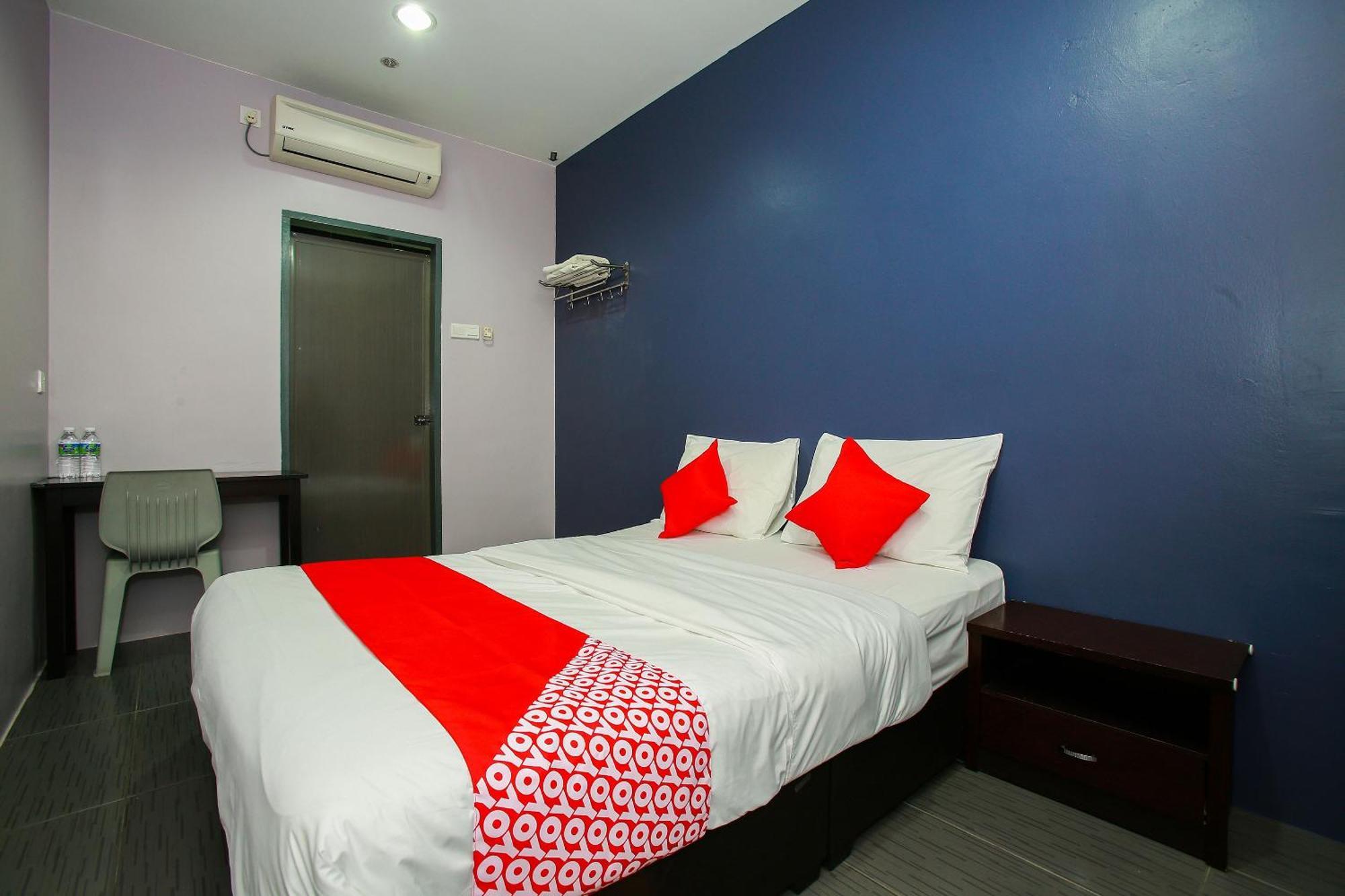 Oyo 89332 De Hotel Teluk Intan Exteriér fotografie