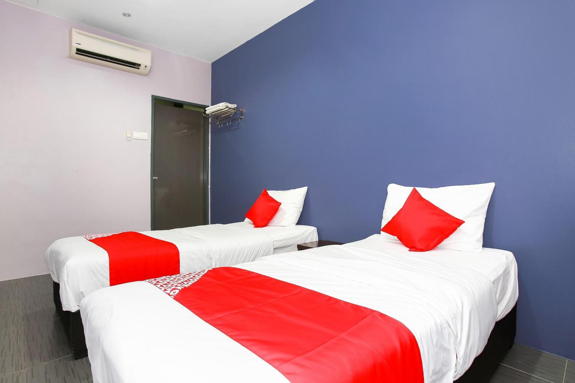 Oyo 89332 De Hotel Teluk Intan Exteriér fotografie